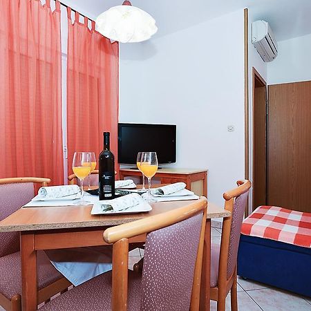 Apartments Lucija Sukošan Eksteriør bilde