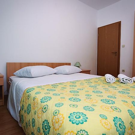 Apartments Lucija Sukošan Eksteriør bilde